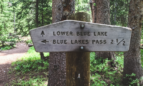 Signs to Lower Blue Lake